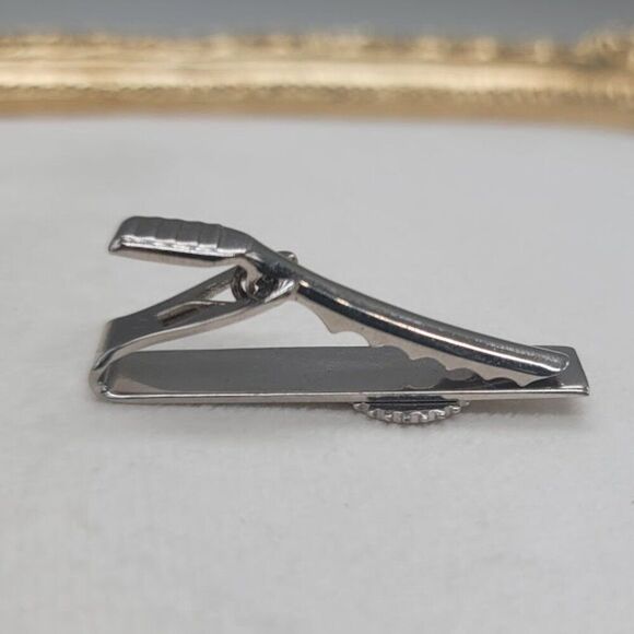 ROTARY INTERNATION Tie Clip - Picture 2 of 2